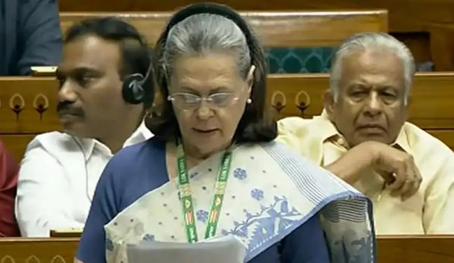 Breaking: రాజ్యసభ సభ్యురాలిగా సోనియా ప్రమాణం..!