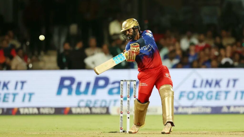 Dinesh Karthik Rcb