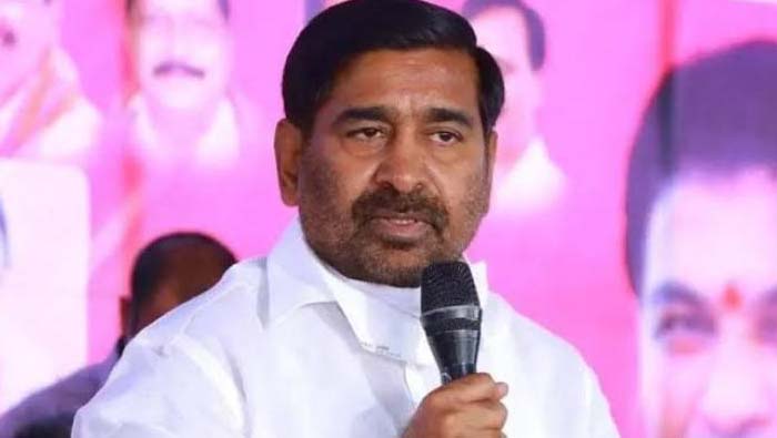 Jagadish Reddy: కేసీఆర్ రాకతో లాగులు తడిసి బాహుబలి మోటర్లు అన్ చేశారు..