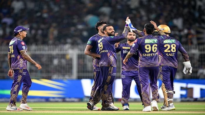 DC vs KKR: విఫలమైన ఢిల్లీ బ్యాటర్లు.. కోల్⁬కతా టార్గెట్ ఎంతంటే..?