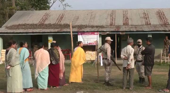 Manipur: మణిపూర్‌లోని 11 పోలింగ్ స్టేషన్‌లలో నేడు రీపోలింగ్