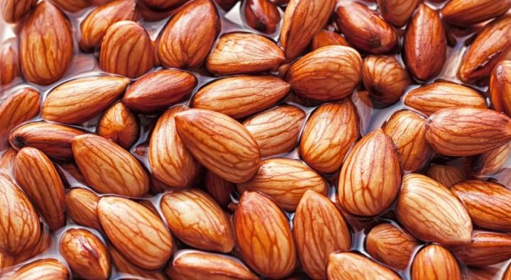 Almonds : నకిలీ బాదాన్ని ఈ నాలుగు పద్ధతుల ద్వారా గుర్తించవచ్చు