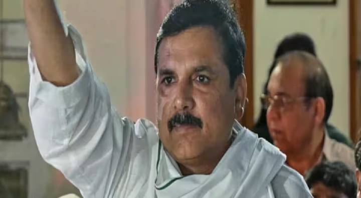 Sanjay Singh : సంజయ్ సింగ్ పాస్‌పోర్ట్ జప్తు .. కోర్టు షరతులు ఇవే?