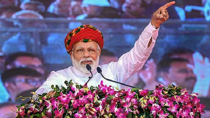 PM Modi: కాంగ్రెస్ హయాంలో ‘‘హనుమాన్ చాలీసా’’ విన్నా కూడా నేరమే..