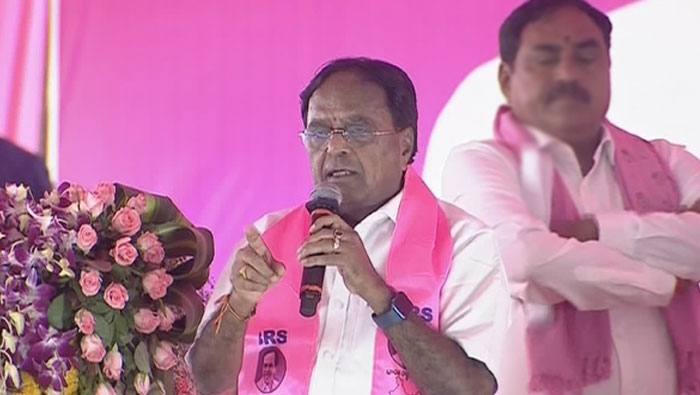 Ponnala Lakshmaiah: కేసీఆర్, కేటీఆర్ లపై నిరాధార ఆరోపణలు చేస్తున్నారు..