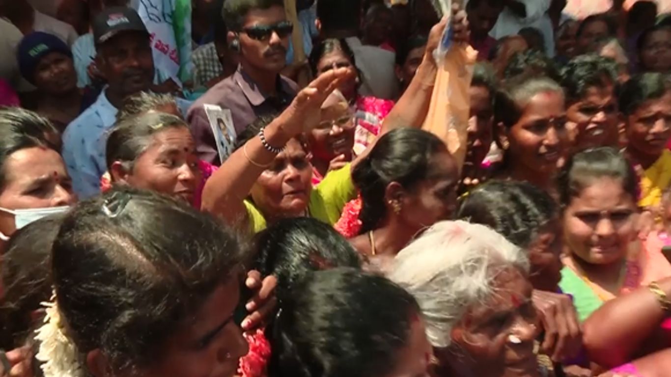 CM YS Jagan: జగనన్నే మాకు కావాలి.. జగనన్నే మళ్లీ రావాలి! వృద్ధురాలి వీడియో వైరల్