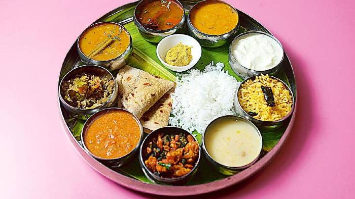 Vegetarian Thali: వెజ్ థాలీ ధరలు పెరిగాయి, నాన్-వెజ్ థాలీ ధరలు తగ్గాయి.. కారణం ఇదే..