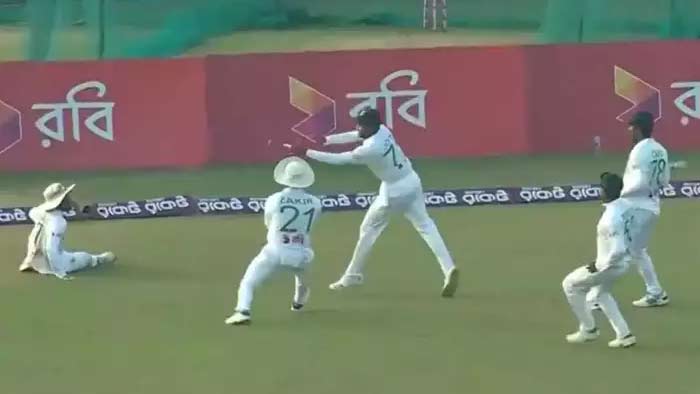 Viral Cricket