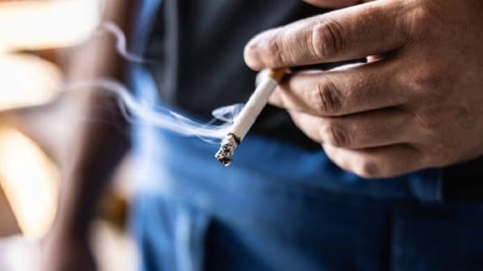 Worst Habits: ఈ 6 అలవాట్లు ఉంటే  మీ వయస్సు కంటే ముందే వృద్ధాప్యం.. తస్మాత్ జాగ్రత్త!