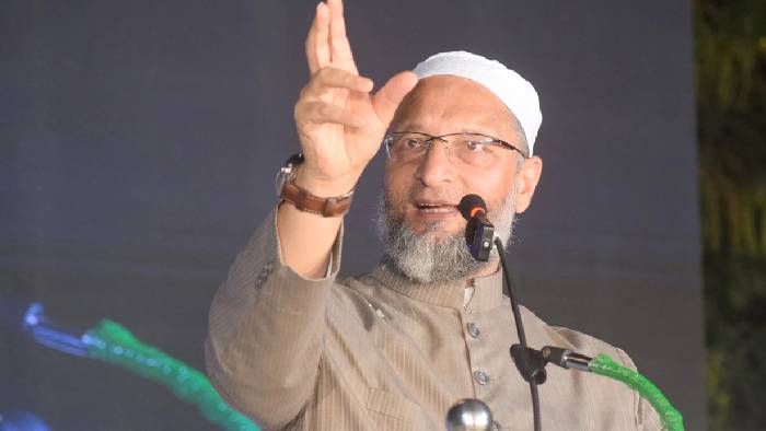 Asaduddin Owaisi: అల్లర్లు చెలరేగితే మీదే బాధ్యత.. ముస్లింలపై ప్రధాని వ్యాఖ్యలపై ఓవైసీ ఫైర్..