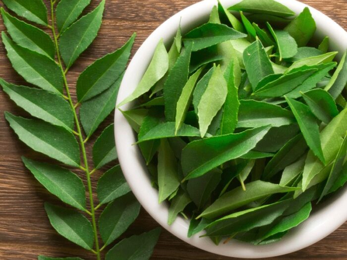 Curryleaves Benefits : కరివేపాకును ఇలా తీసుకుంటే చాలు.. ఒంట్లో కొవ్వు వెన్నలా కరిగిపోతుంది..