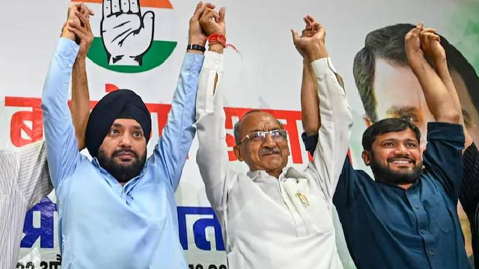 Congress: ఢిల్లీ కాంగ్రెస్‌లో సంక్షోభం.. పార్టీ చీఫ్ రాజీనామా, కన్హయ్య కుమార్‌పై నిరసన..