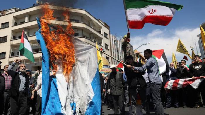 Middle East: మధ్యప్రాచ్యంలో ఉద్రిక్తత.. ఇరాన్‌కి జర్మనీ విమానాలు రద్దు, జాగ్రత్తగా ఉండాలన్న రష్యా..