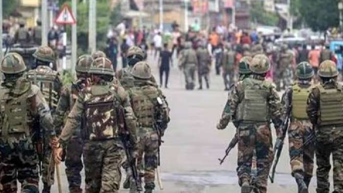 Manipur: మణిపూర్ లో మరోసారి చెలరేగిన హింస.. కాల్పుల్లో ఇద్దరు మృతి..!