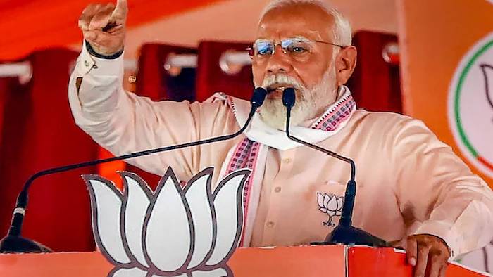 PM Modi: రాహుల్ గాంధీ ‘‘నవాబుల’’ దురాగతాలను మరిచిపోయాడు.. మన మహరాజులను అవమానించాడు..