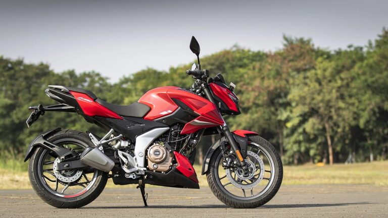 Bajaj Pulsar N250 : బైక్ లవర్స్ కు గుడ్ న్యూస్.. మార్కెట్లోకి వచ్చేసిన కొత్త పల్సర్ బైక్.. ఫీచర్స్ అదుర్స్..