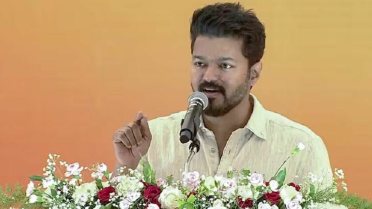Vijay Thalapathy: విజయ్ కీలక నిర్ణయం.. ఏ ఎన్నికల్లోనూ పార్టీ పోటీ చేయదు!