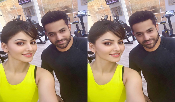 Urvashi Rautela-NTR: ఎన్టీఆర్‌తో ఊర్వశి రౌటెలా.. ఫొటో వైరల్!