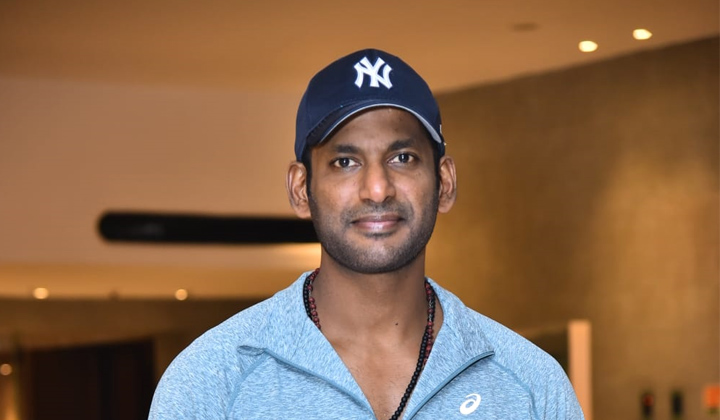 Vishal : విజయ్ సినిమా డైరెక్ట్ చేసేందుకు విశాల్ యత్నం!