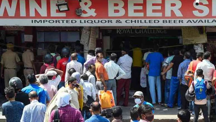 Wine Shops: నేడు హైదరాబాద్ లో వైన్ షాప్స్ బంద్..