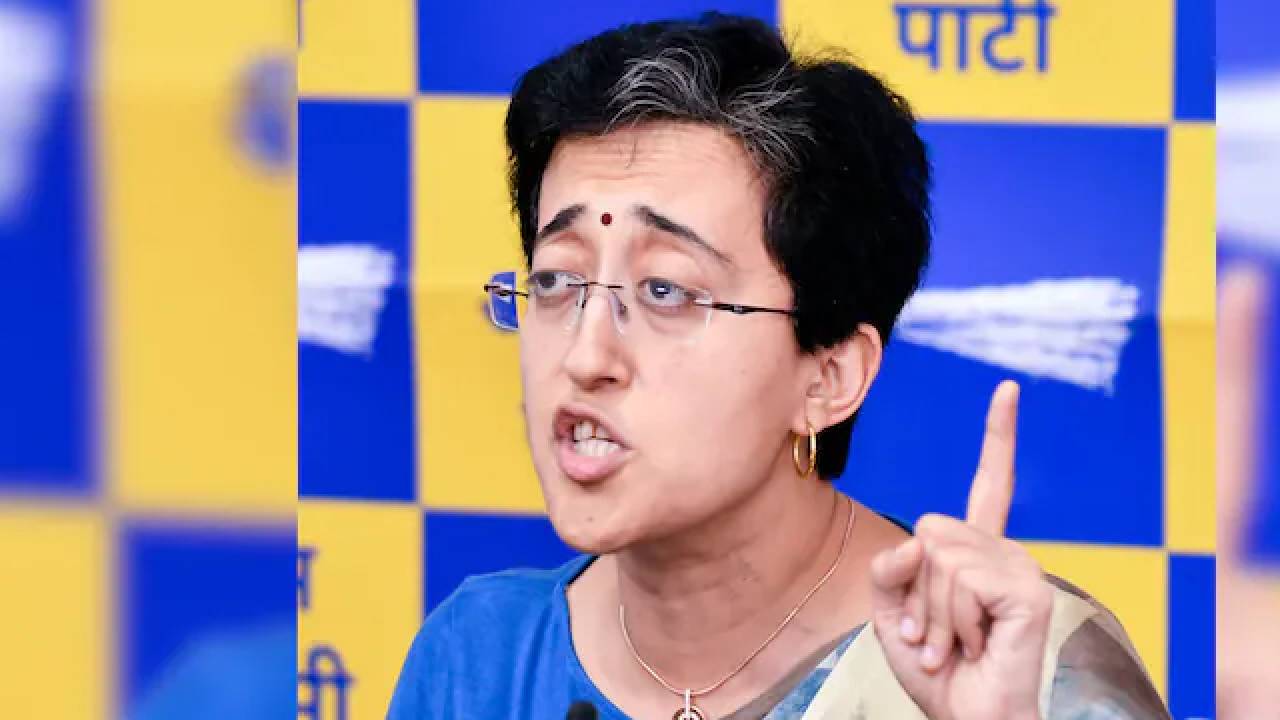 AAP: ఆప్‌కి మరో షాక్.. పరువునష్టం కేసులో మంత్రి అతిషీకి కోర్టు సమన్లు..