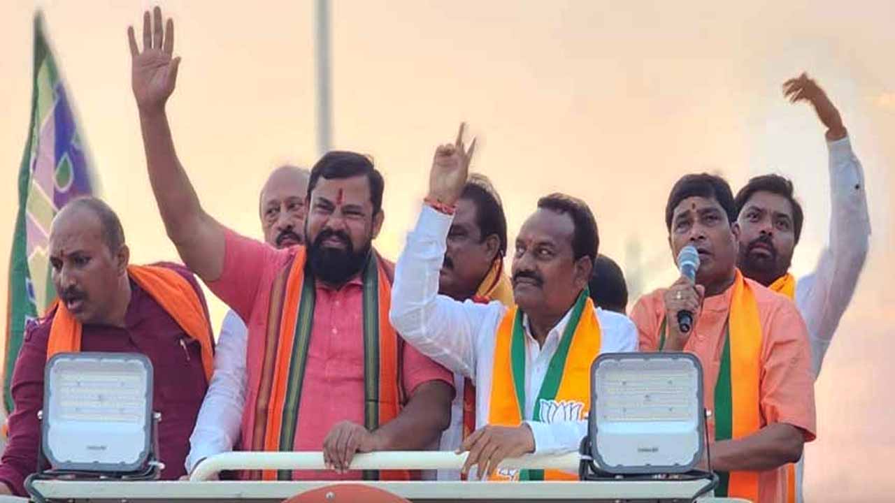 BJP MLAs: ఎమ్మెల్యేలు రాజాసింగ్‌, పాయల్ శంకర్ పై కేసు నమోదు.. కారణం ఇదీ..