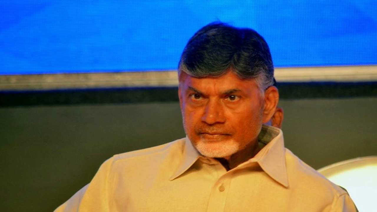 Chandrababu: యువకులను కాపాడండి.. సీఎస్ కు చంద్రబాబు లేఖ