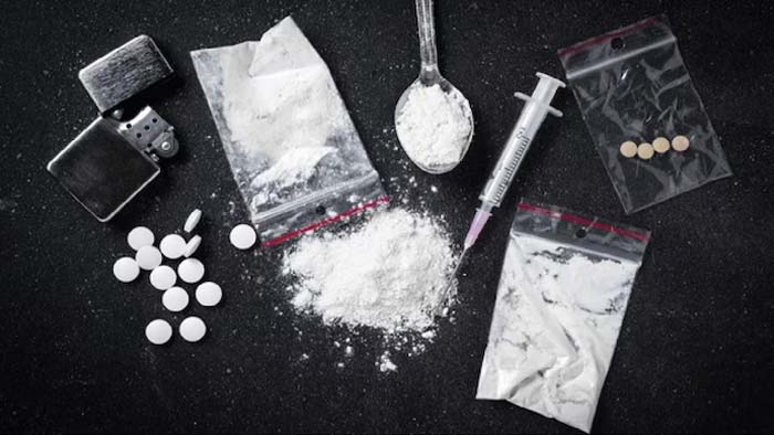 Drug racket: మహారాష్ట్రలో డ్రగ్ రాకెట్ గుట్టురట్టు.. భారీగా డ్రగ్స్ సీజ్