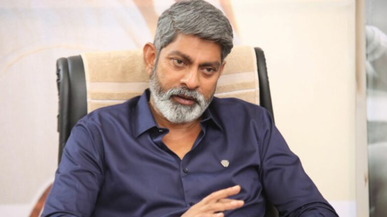 Jagapathi Babu: నేను మోసపోయా.. వాళ్ల ట్రాప్​లో మీరు పడకండి: జగపతి బాబు