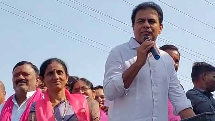 KTR: ఆరు గ్యారంటీల్లో ఒక్కటి అమలు చేసి.. ఆడోళ్లకు,మగోళ్లకు గొడవ పెట్టారు..