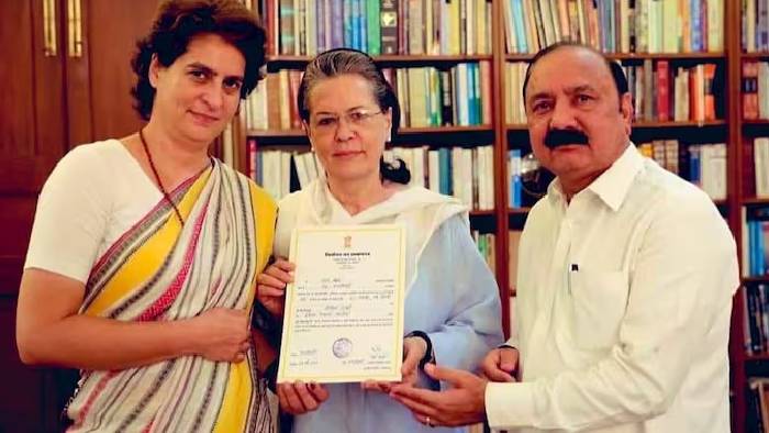 Kishori Lal Sharma: అమేథీ కాంగ్రెస్ అభ్యర్థిగా కిషోరి లాల్ శర్మ.. ఎవరు ఇతను..?