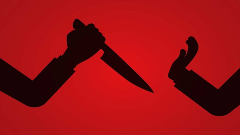 AP Crime: భార్య కాపురానికి రావడం లేదని.. తల్లిదండ్రులపై కొడుకు కత్తితో దాడి