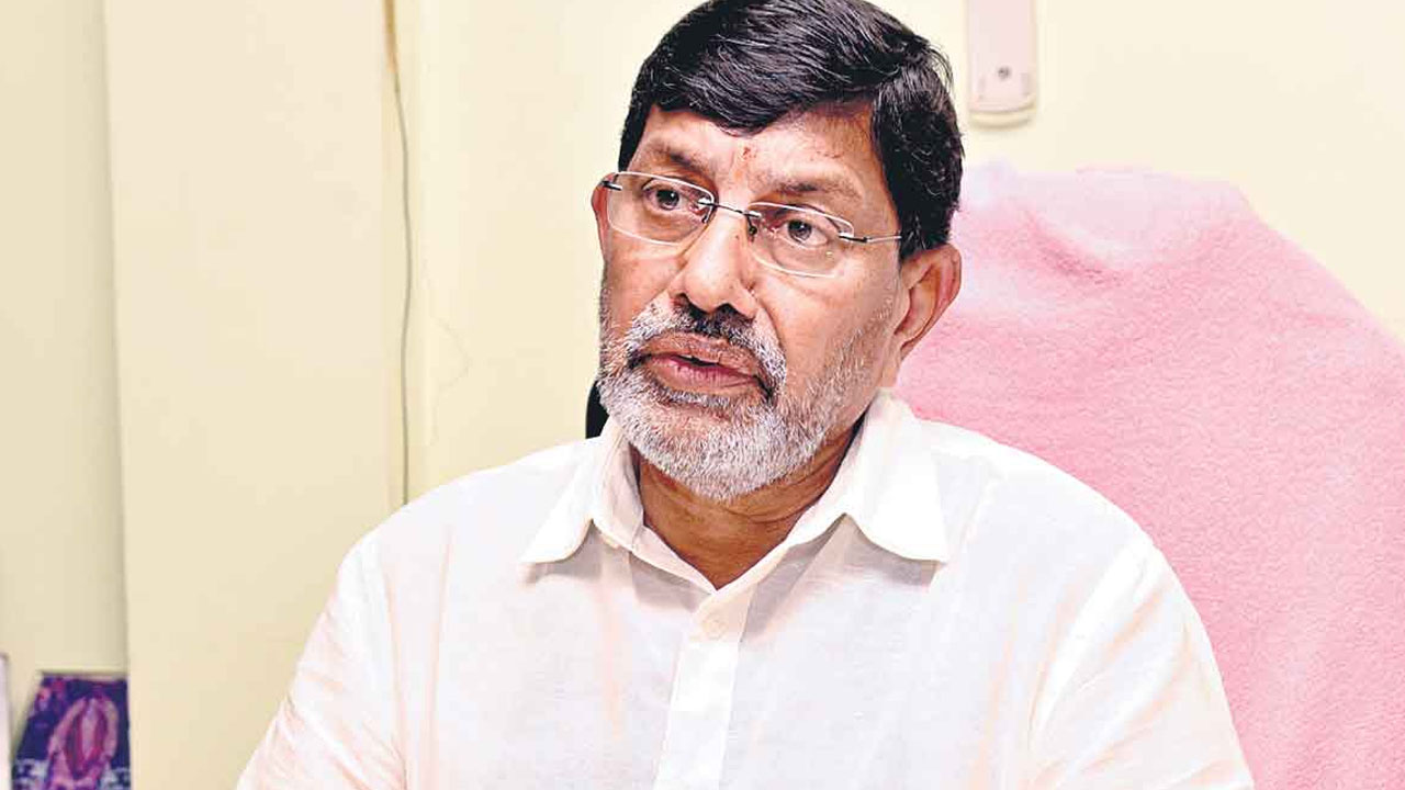 TSCAB Chairman Resigned: టెస్కాబ్ ఛైర్మన్ కొండూరి రవీందర్ రావు రాజీనామా