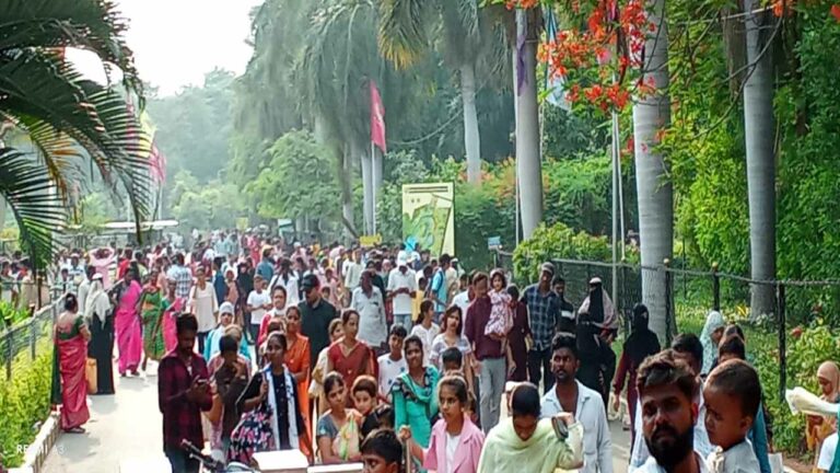 Nehru Zoological Park: సరికొత్త రికార్డ్‌.. 30వేల మందితో సందడిగా నెహ్రూ జూపార్క్‌