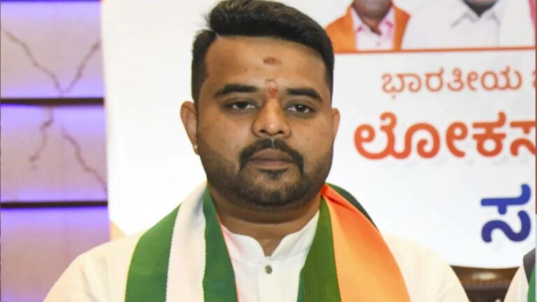 Prajwal Revanna : విదేశాల నుంచి రేపు భారత్ కు తిరిగి రానున్న ప్రజ్వల్ రేవణ్ణ