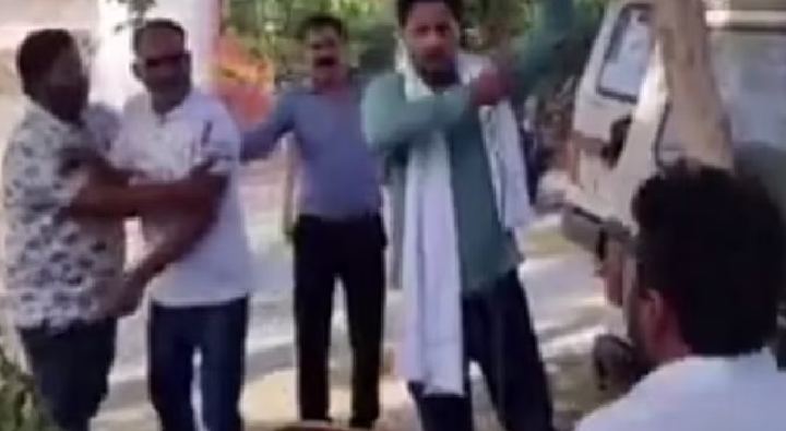 Loksabha Election 2024 : అమేథీ నుంచి టికెట్ ఖరారు కాకపోవడంతో సూసైడ్ అటెంప్ట్ చేసిన కాంగ్రెస్ నేత