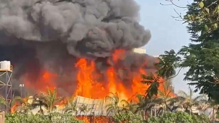 Rajkot Massive Fire : రాజ్ కోట్ లో  27మంది ప్రాణాలు గాల్లో కలవడానికి కారణం ఎవరు ?
