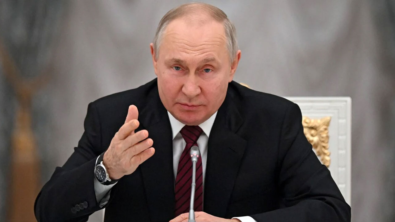 Russian President: పాశ్చాత్య దేశాలకు పుతిన్ వార్నింగ్.. ఎందుకో తెలుసా..?