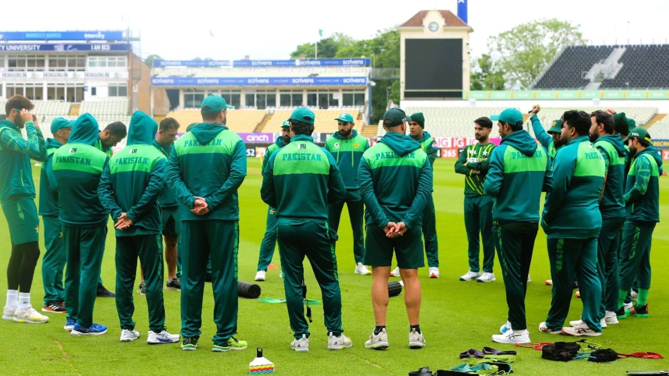 T20 World Cup 2024: జట్టును ప్రకటించిన పాకిస్తాన్.. రిటైర్మెంట్‌ తీసుకున్న ఆటగాళ్లకు చోటు!