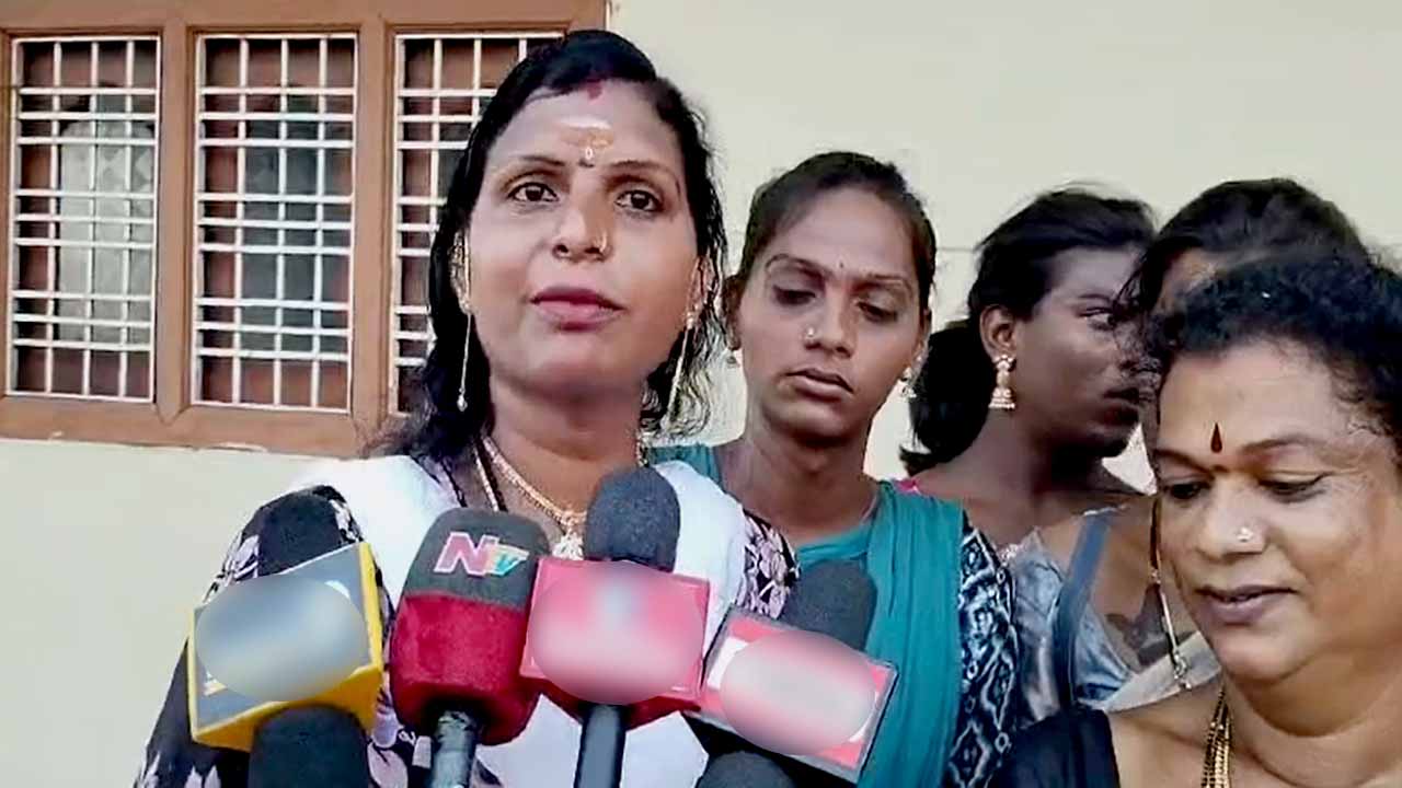 Peddapalli: ట్రాన్స్ జెండర్ గా మారిన వారికి  ‘జల్సా’ ఈవెంట్..