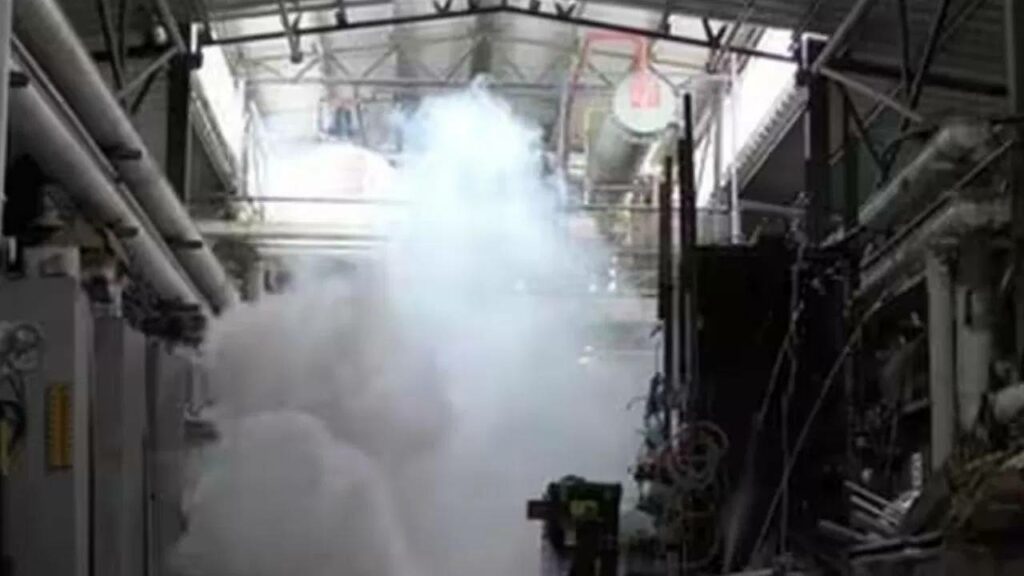 Poisonous Gas, Leaks ,singapore, One Indian Dead