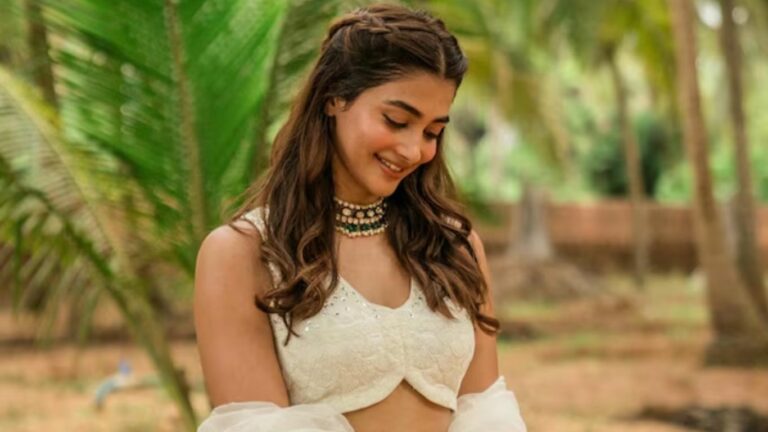 Pooja Hegde: నోరు జారి అల్లు అర్జున్ ఫాన్స్ కి టార్గెటయిన పూజా హెగ్డే!
