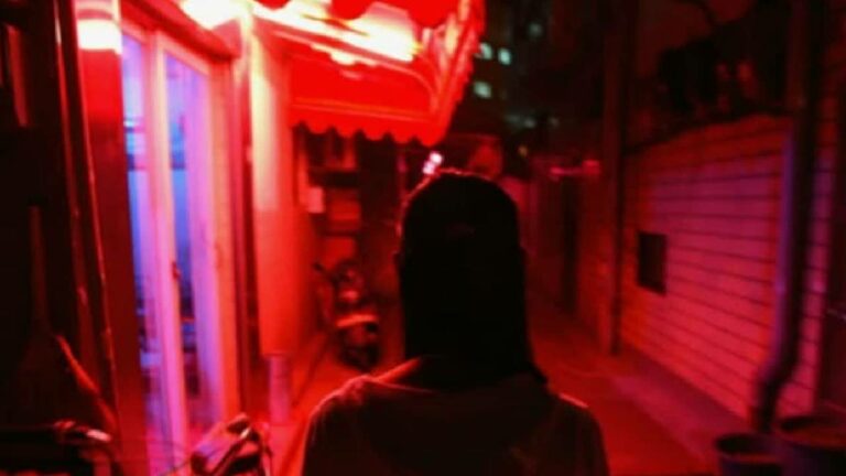 Prostitution racket: స్కూల్ గర్ల్స్‌ని వ్యభిచారంలోకి దింపుతున్న ముఠా అరెస్ట్.. స్నేహితురాలి తల్లే ప్రధాన సూత్రధారి..