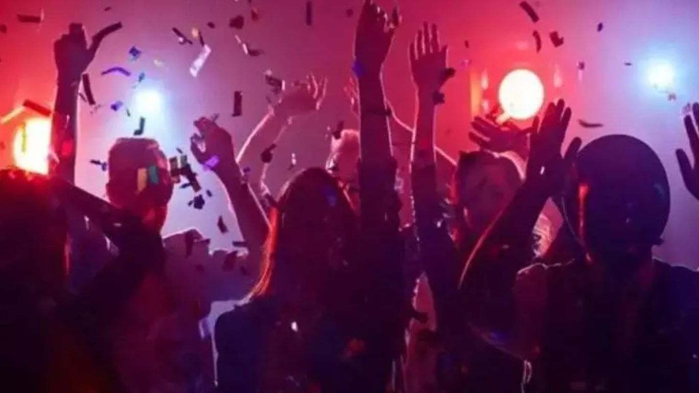 Bengaluru Rave Party: బెంగుళూరు రేవ్‌పార్టీ.. నేడు 86 మందిని విచారించనున్న పోలీసులు!