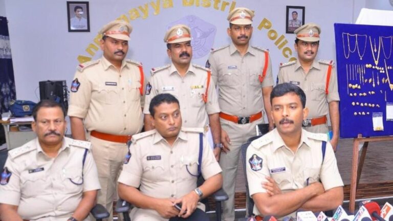 AP Elections 2024: టీడీపీ నేతలను హౌస్ అరెస్ట్ చేస్తున్న పోలీసులు!