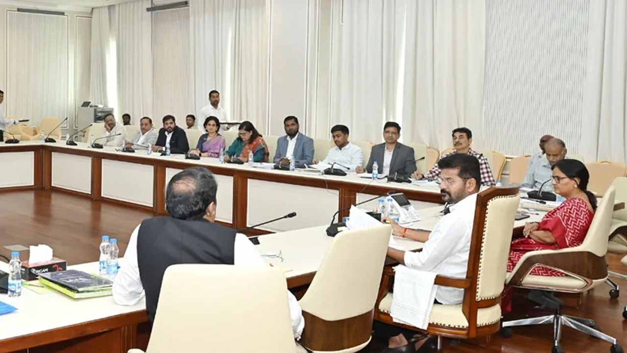 Telangana Cabinet: నేడు తెలంగాణ కేబినెట్ సమావేశం.. ఈసీ నిర్దిష్ట షరతులతో చర్చ
