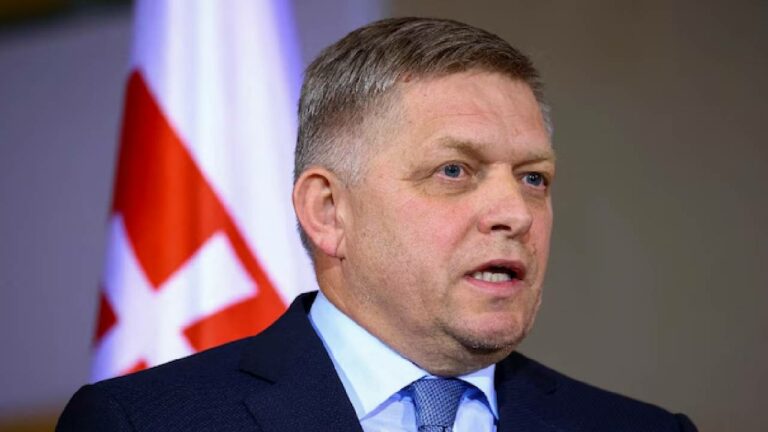 Slovakia: స్లోవేకియా ప్రధానిపై కాల్పులు.. తృటిలో తప్పిన ప్రాణాపాయం..