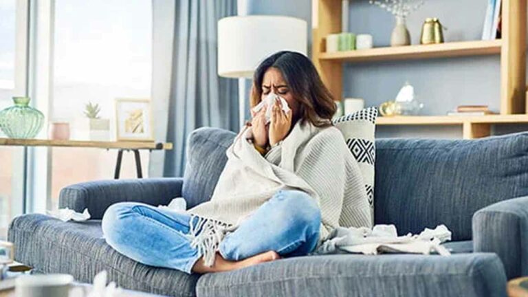 Cold in Summer: వేసవిలో జలుబు.. కారణం ఇదే..