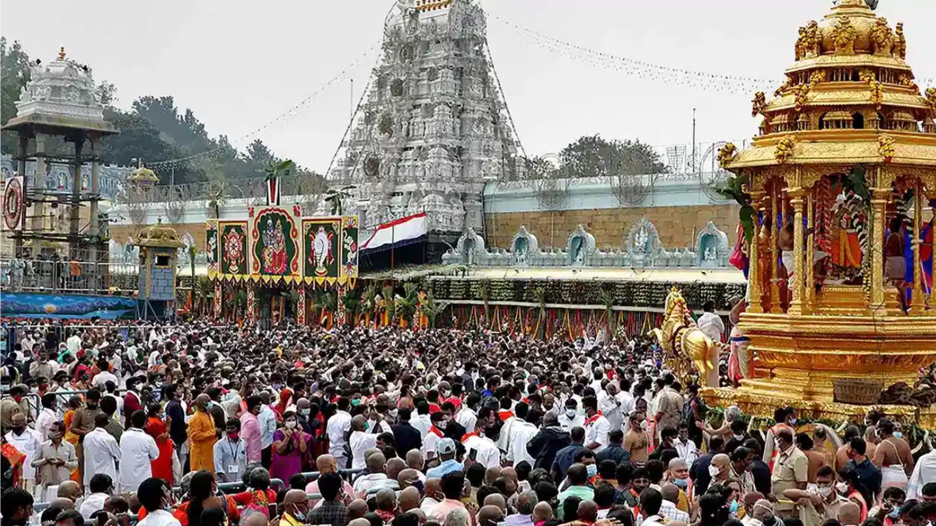 Tirumala TTD: వెంకన్న స్వామి భక్తులకు అలర్ట్.. ఆ రోజుల్లో వీఐపీ బ్రేక్ దర్శనాలు కట్..