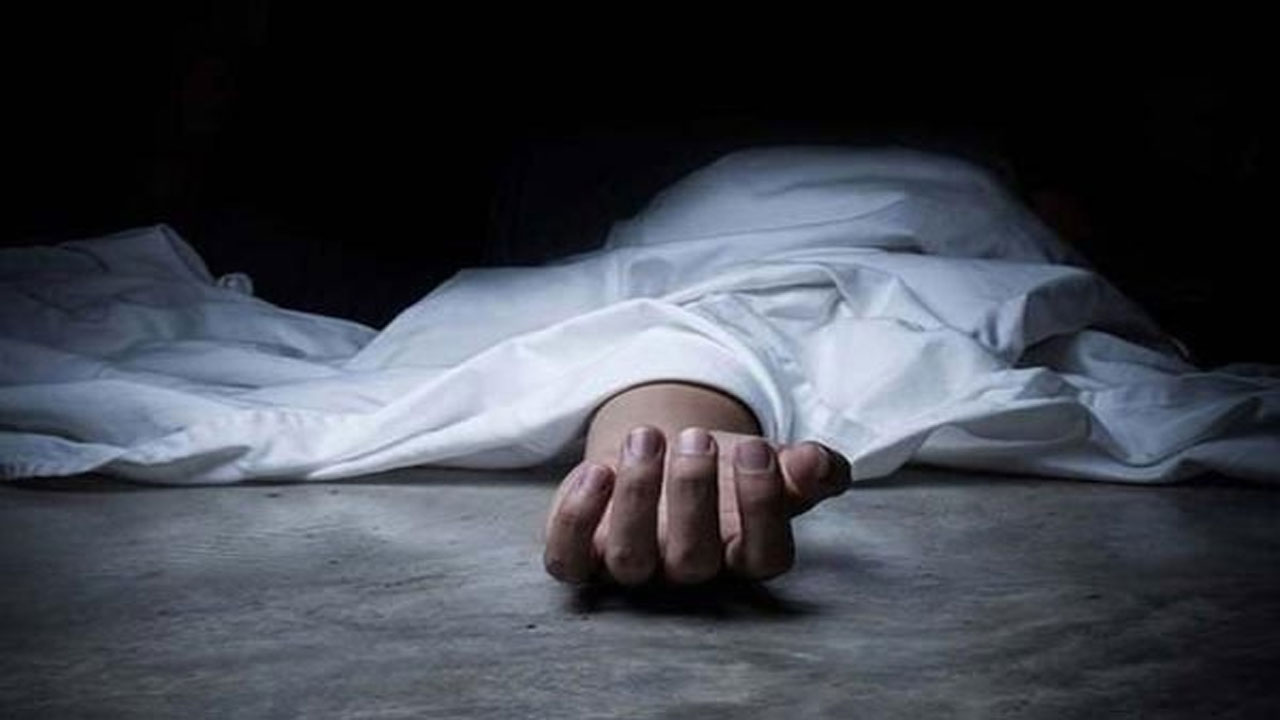 Tragedy: నాగర్ కర్నూల్ జిల్లాలో విషాదం.. గోడ కూలి నలుగురు కార్మికులు మృతి